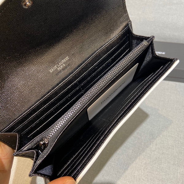 イヴサンローラン財布細部ディテール